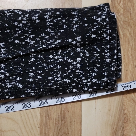 H&M Black & White Speckled Jeans - Picture 8 of 8